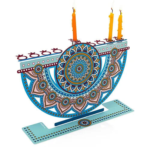 חנוכיה מעוצבצ מכבי